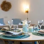 شقة Casiola - Beautiful Spacious With Frontal Sea View كنوك هايست