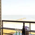 شقة Casiola - Beautiful Spacious With Frontal Sea View كنوك هايست